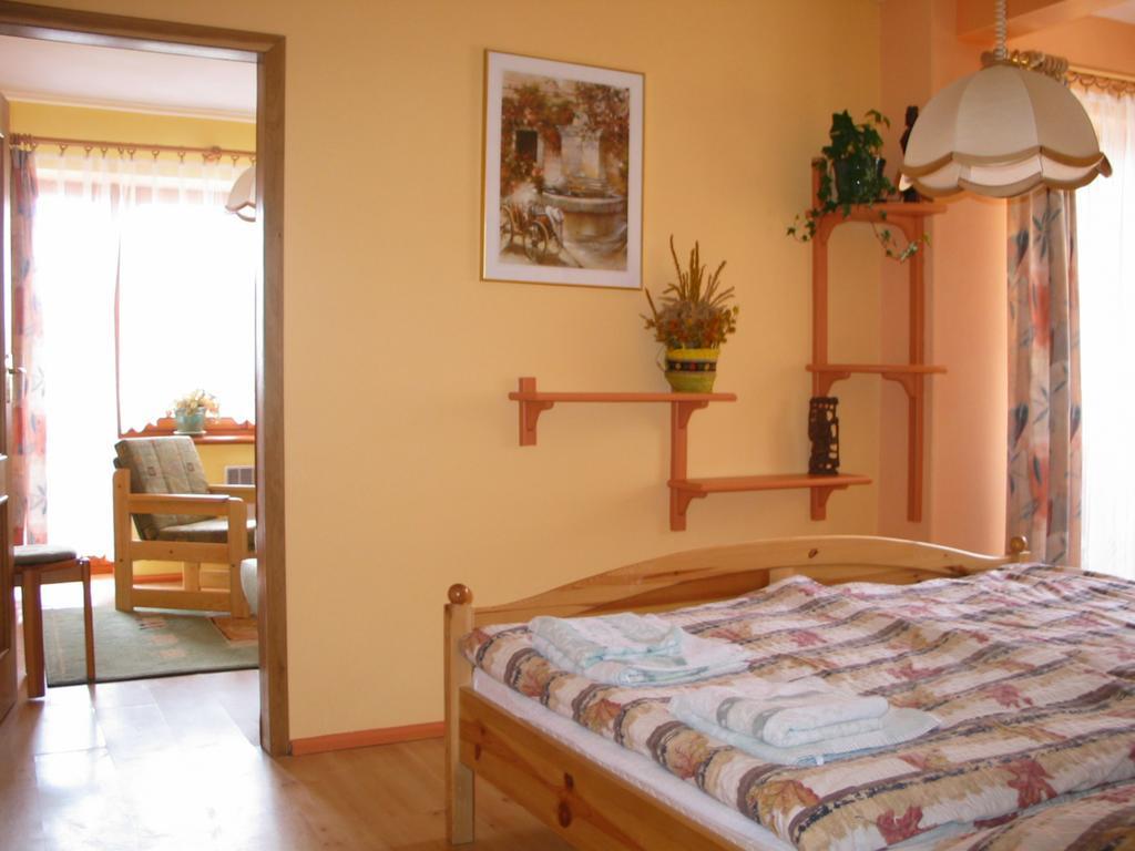 Pensjonat Lotos Krynica Morska Kamer foto