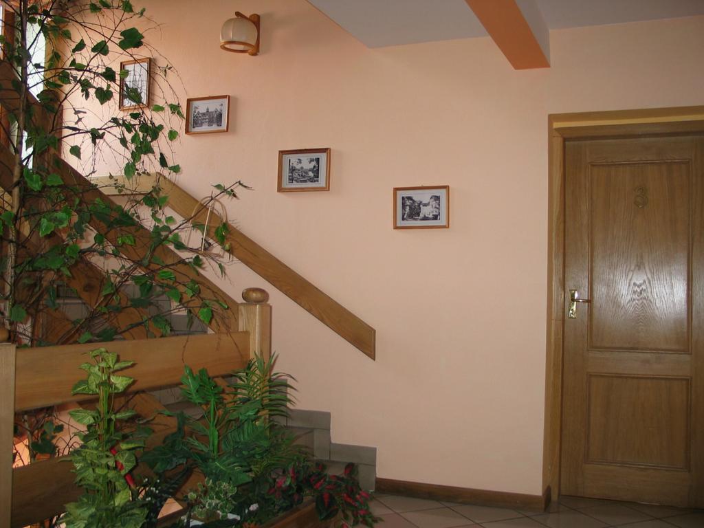 Pensjonat Lotos Krynica Morska Buitenkant foto