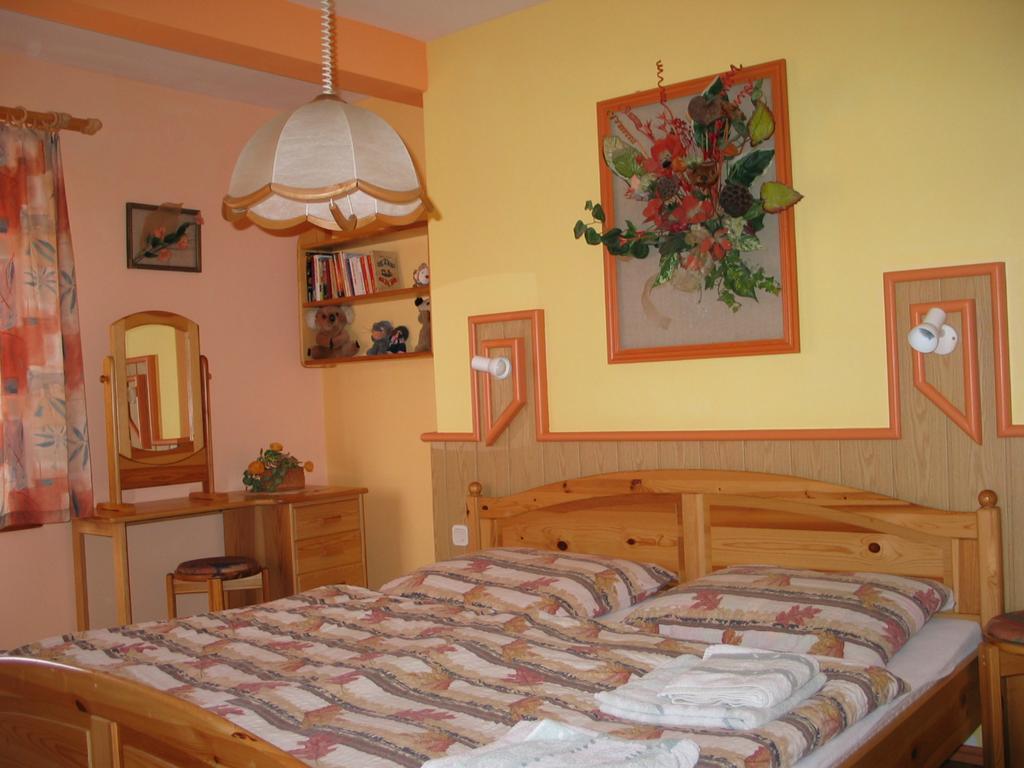 Pensjonat Lotos Krynica Morska Kamer foto